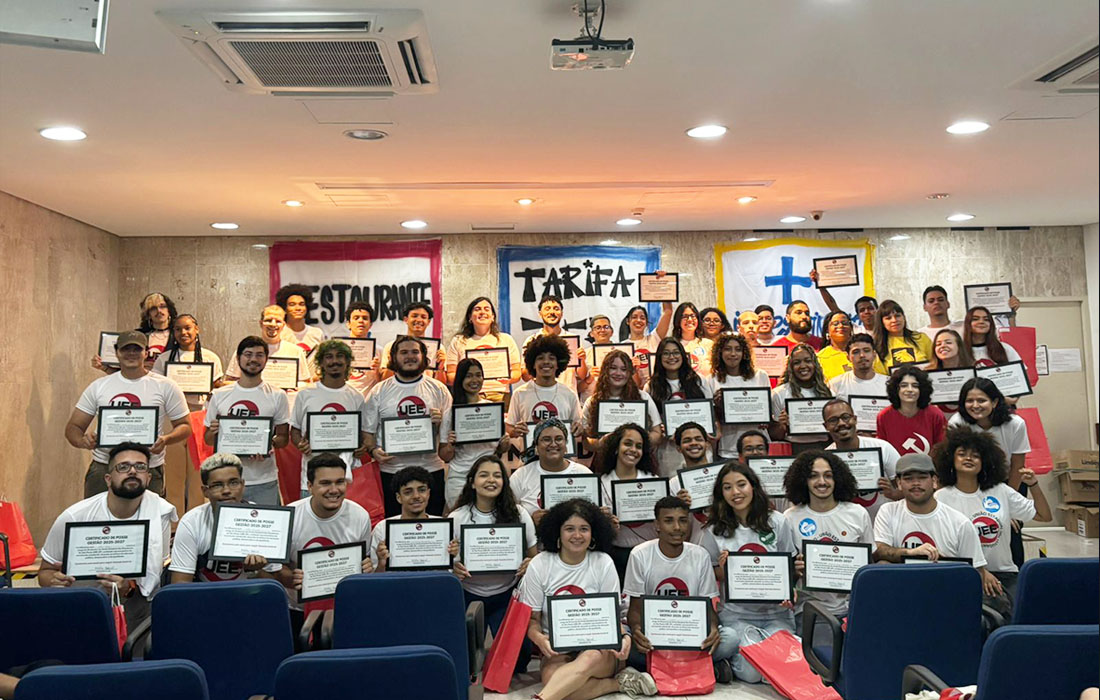 “Somos muitos e estamos em toda parte!” – Sinteps prestigia posse da UEE-SP e reafirma unidade com movimento estudantil