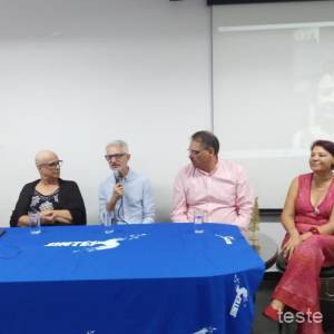 9d157577-75a1-4116-ab7e-a41614b0a6bb_original