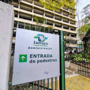 ecf8ee10-b88f-4f73-a1f3-50e907c219ec_original